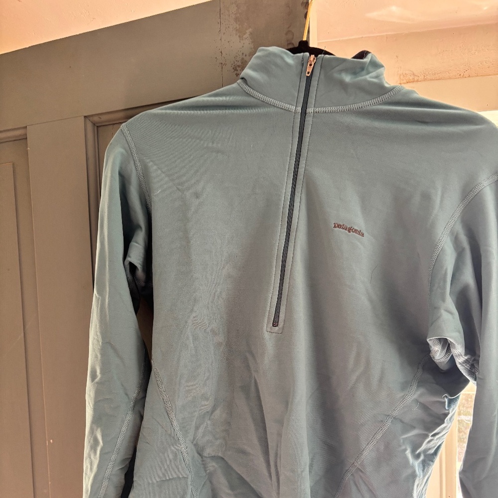 Patagonia runners top
